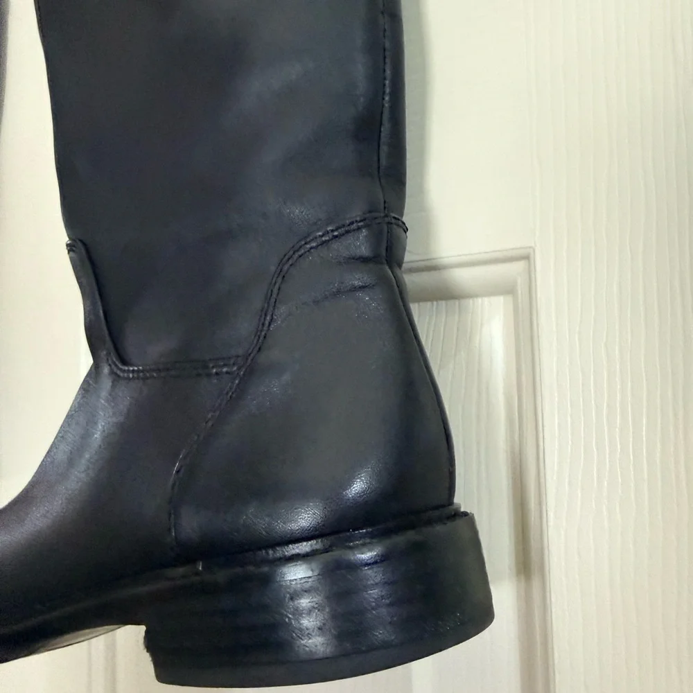 Gianni Bini Leather Boots - Picture 4 of 14